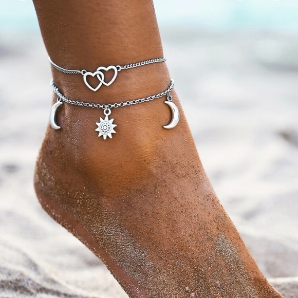 Jewelry - 3/$30 moon & sun charm anklet